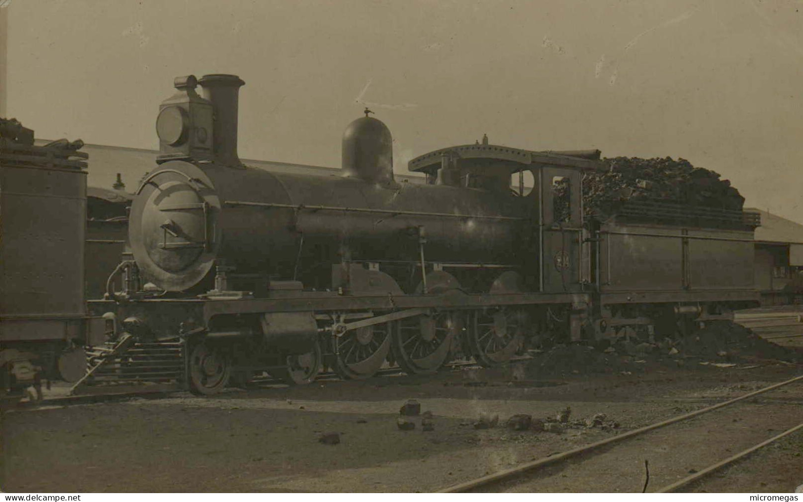 Inde - Locomotive à Identifier - Treinen