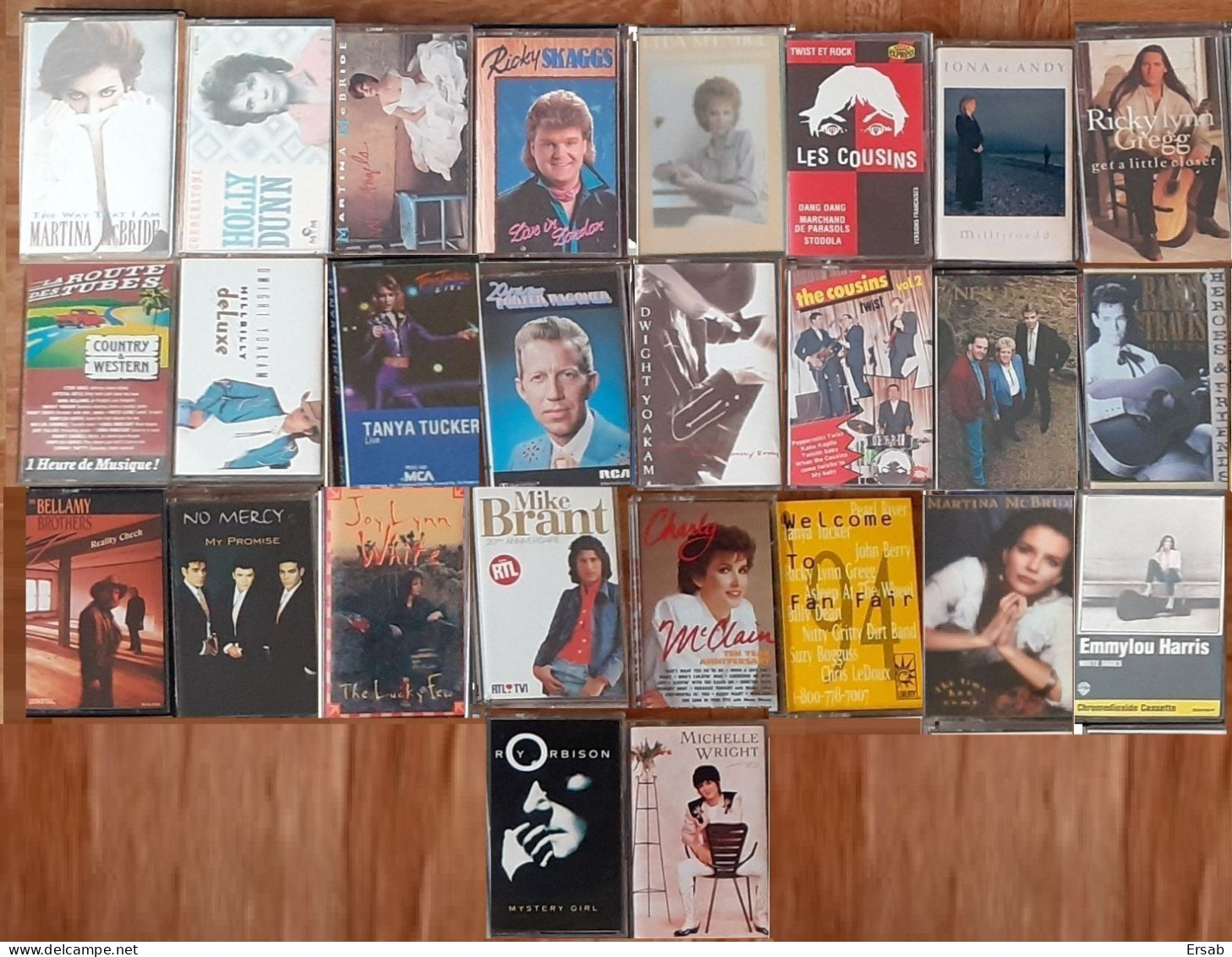 Lot 26 Cassettes Audio Divers K7 Country Music Rock & Roll Pop Tape MC - Audio Tapes