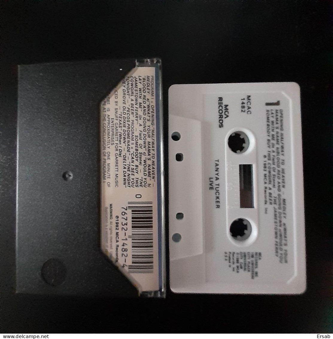 Lot 26 cassettes audio divers K7 country music rock & roll pop tape MC