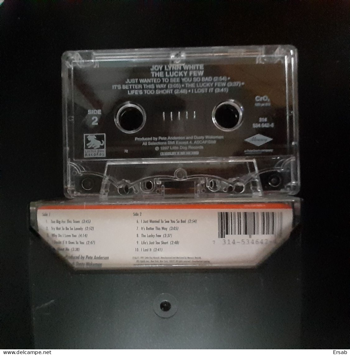 Lot 26 cassettes audio divers K7 country music rock & roll pop tape MC
