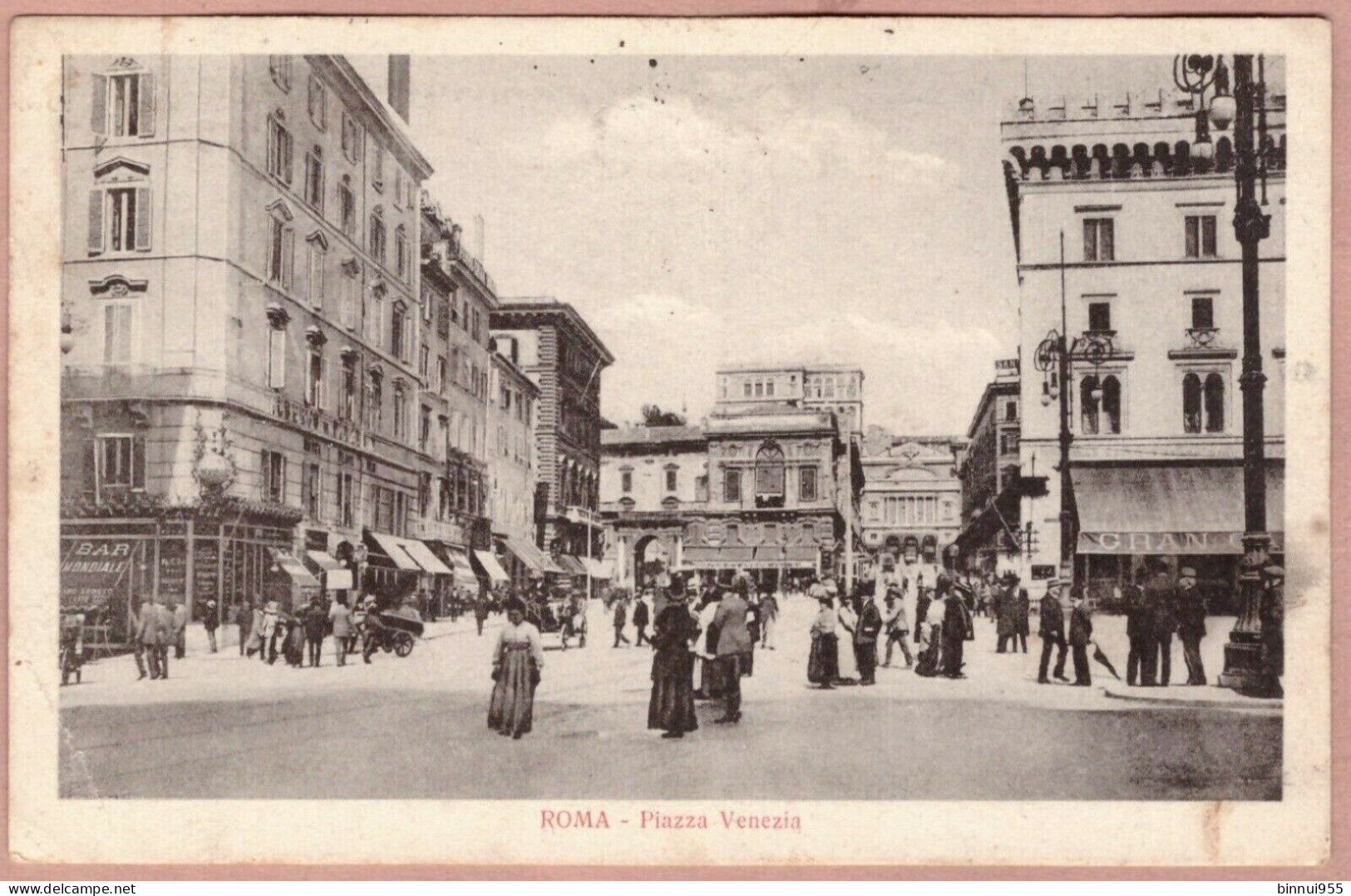 Cartolina Roma Piazza Venezia Animata - Viaggiata 1923 - Places