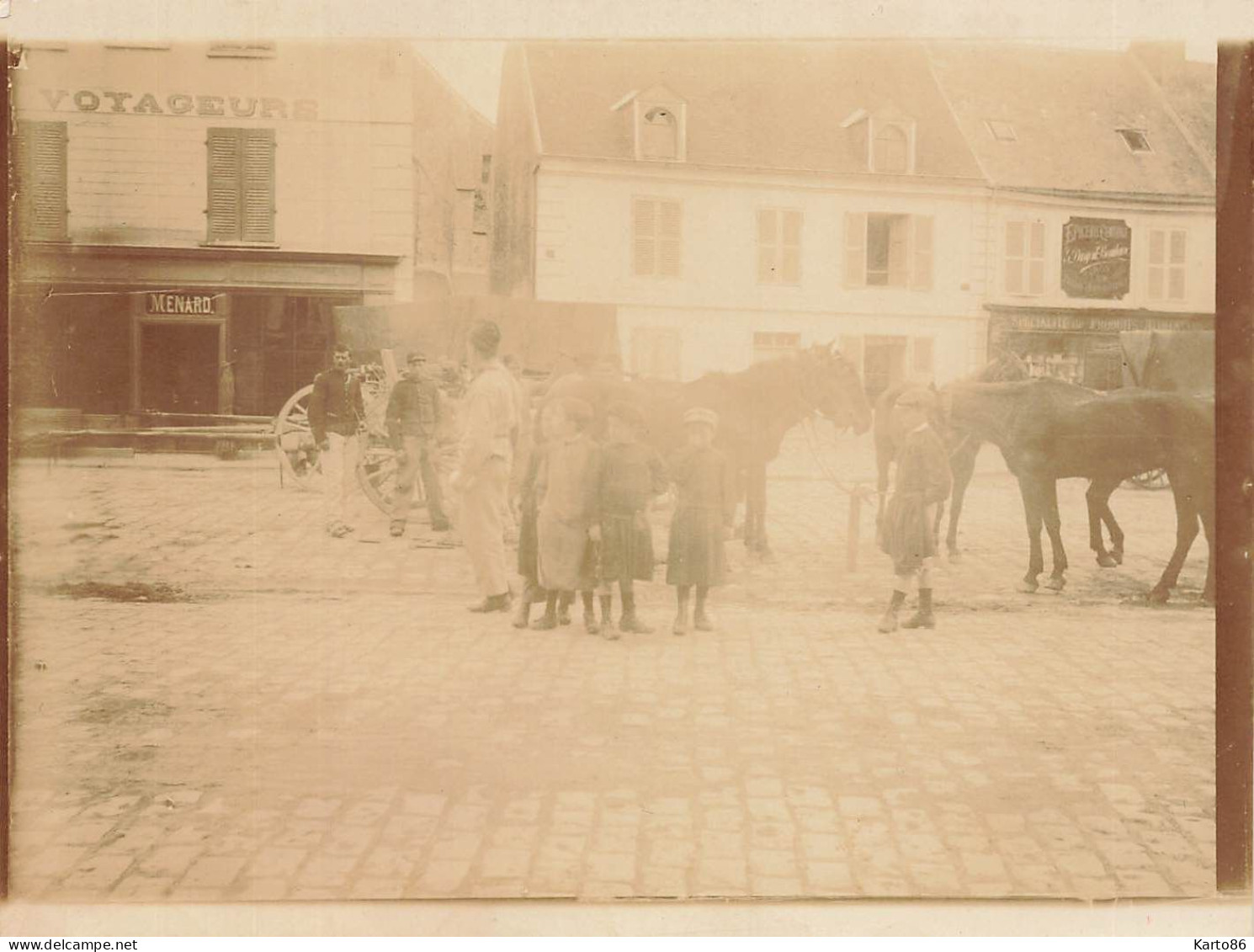 Angerville * RARE 24 Photos Début 1900 * Manège Carrousel , Battage Batteuse , Places Rues Lieux Villageois * 12x9cm - Angerville