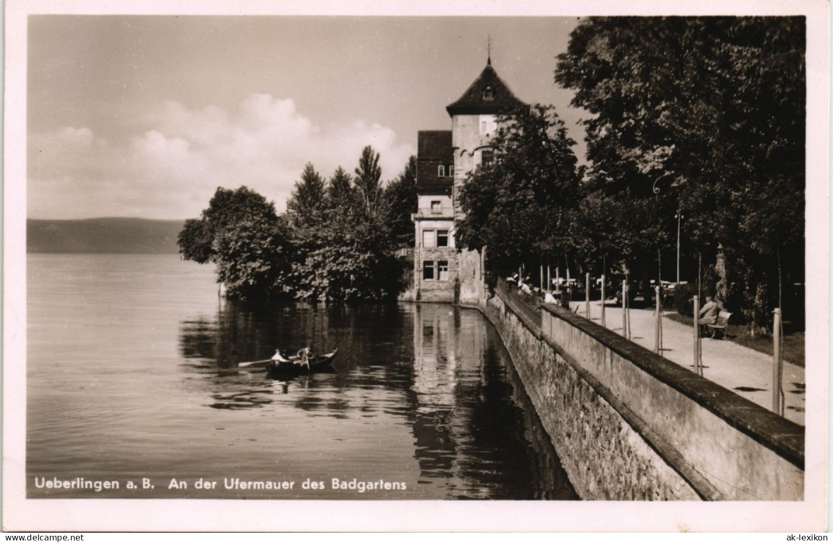 Ansichtskarte Überlingen Bodensee An Der Ufermauer Des Badgartens 1940 - Ueberlingen