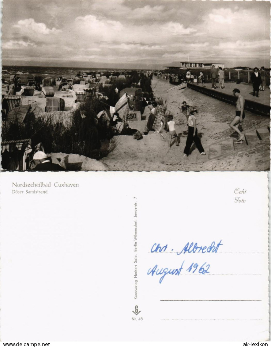 Ansichtskarte Cuxhaven Döser Strand, Personen Bauen Sandburg 1962 - Cuxhaven