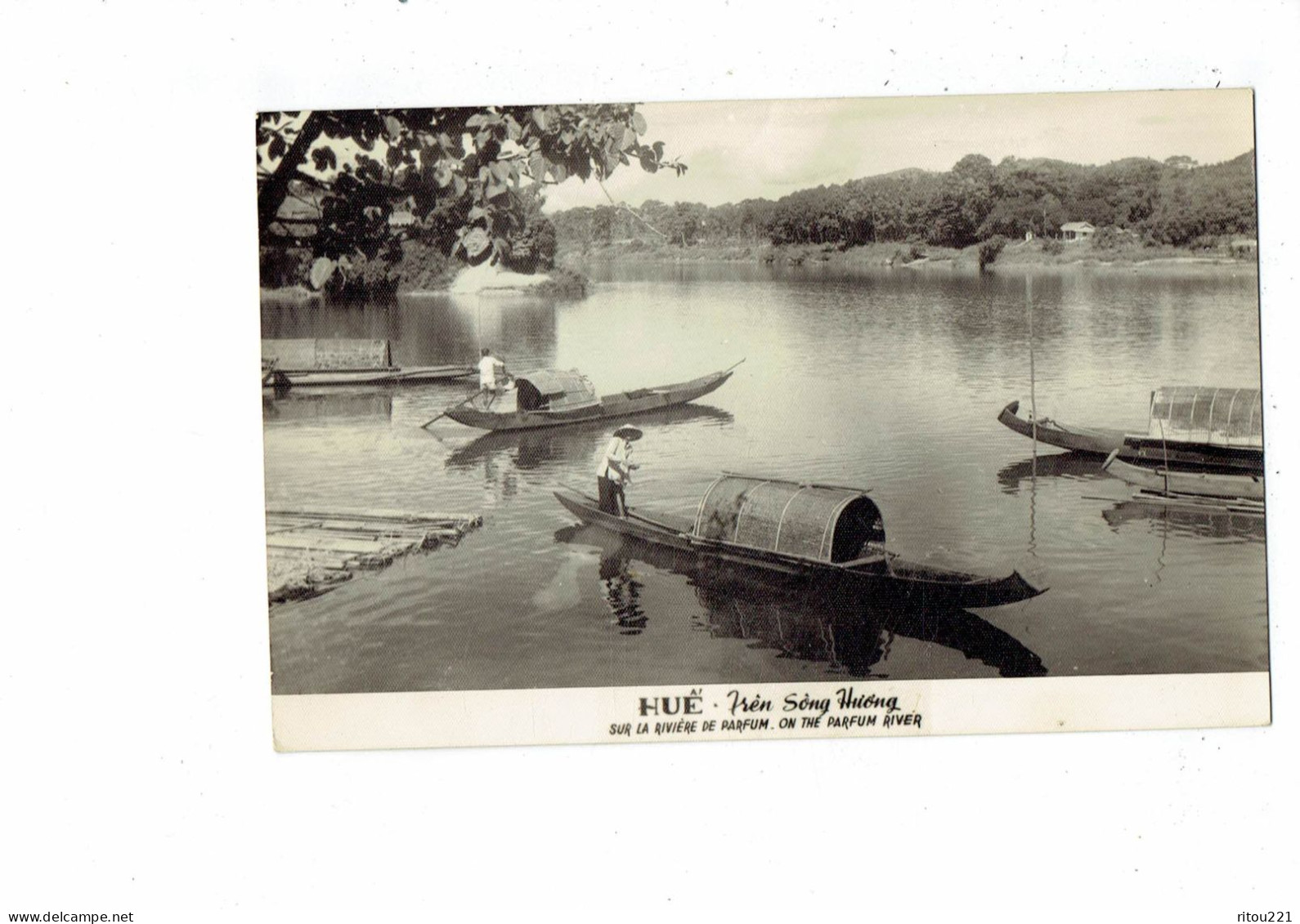 Cpa - VIETNAM - Huê - Song Huong - Rivière De Parfum - Homme Bateau - 1962 - Vietnam