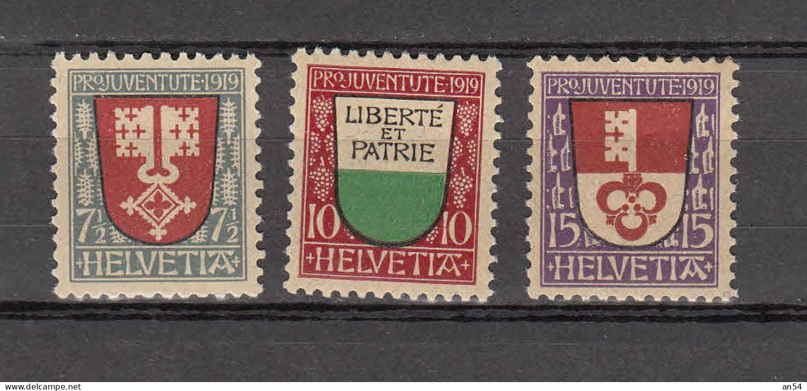 PJ   1919     N° J12 à J14*   NEUFS**    COTE 40.00        CATALOGUE SBK - Unused Stamps