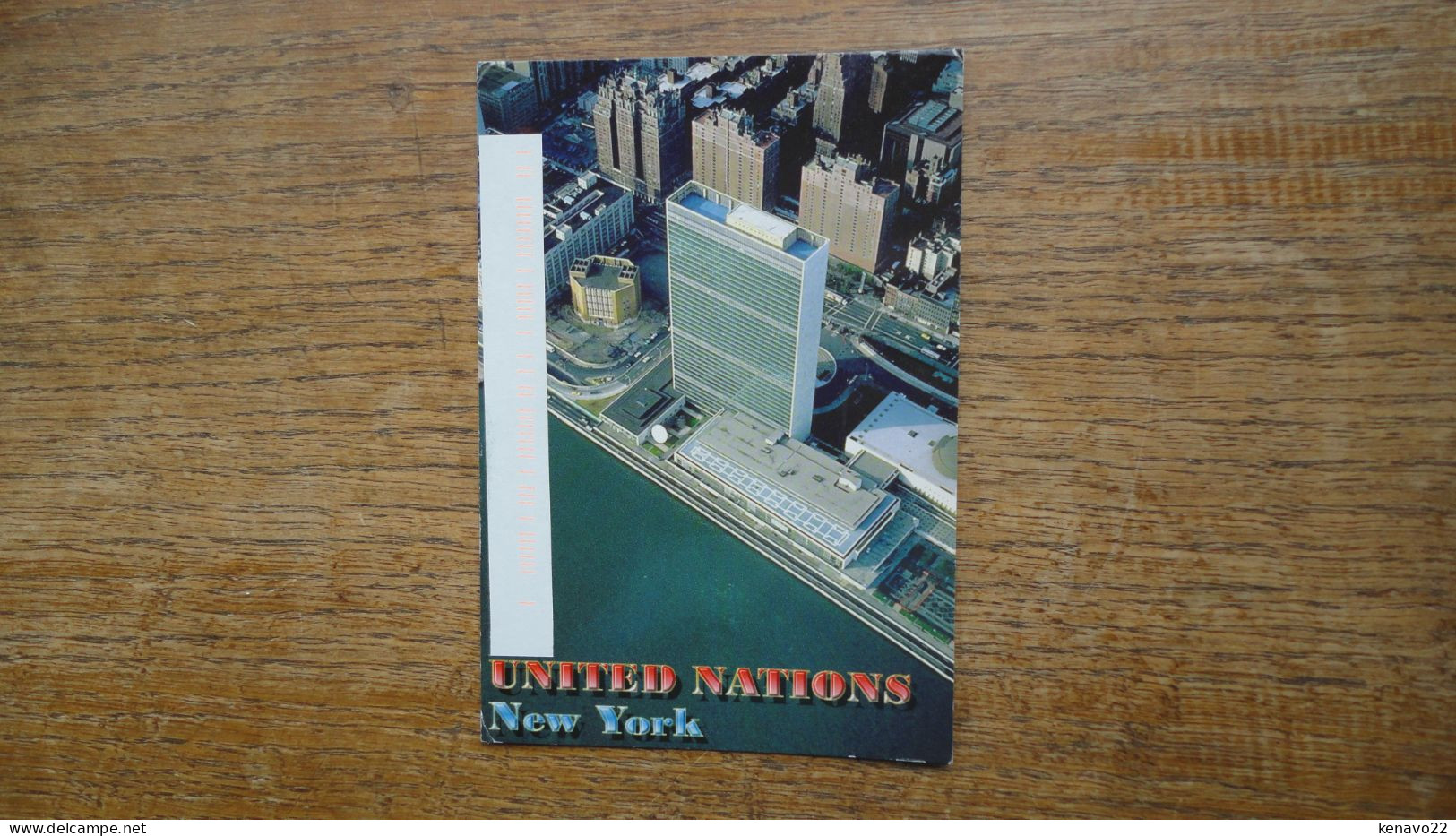 états-unis , New York , Exotic Air View Of The United Nations Building And East River  "" Beaux Timbres "" - Mehransichten, Panoramakarten