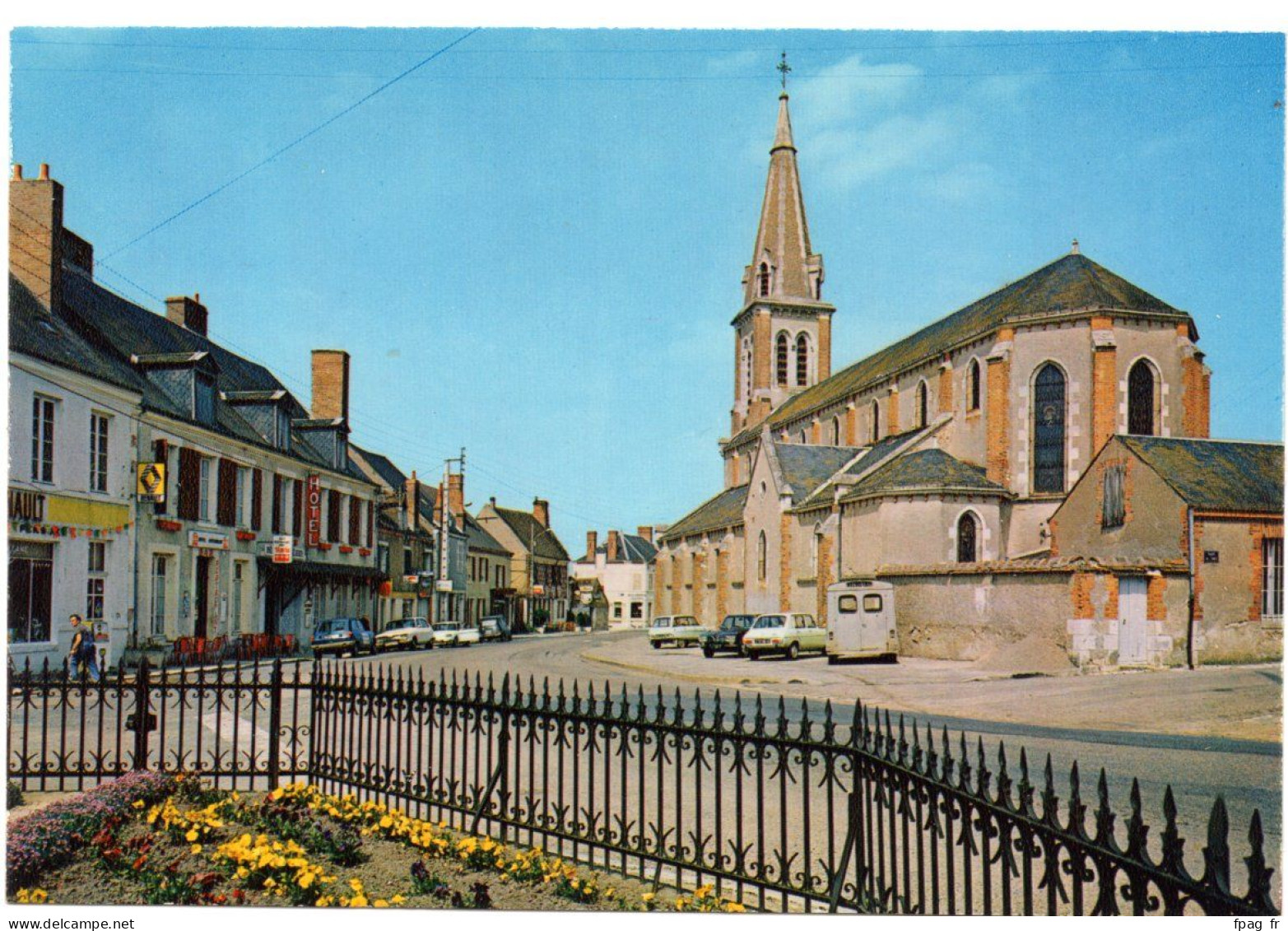 Ouzouer-sur-Loire (45 - Loiret) - L'entrée Du Village - Ouzouer Sur Loire