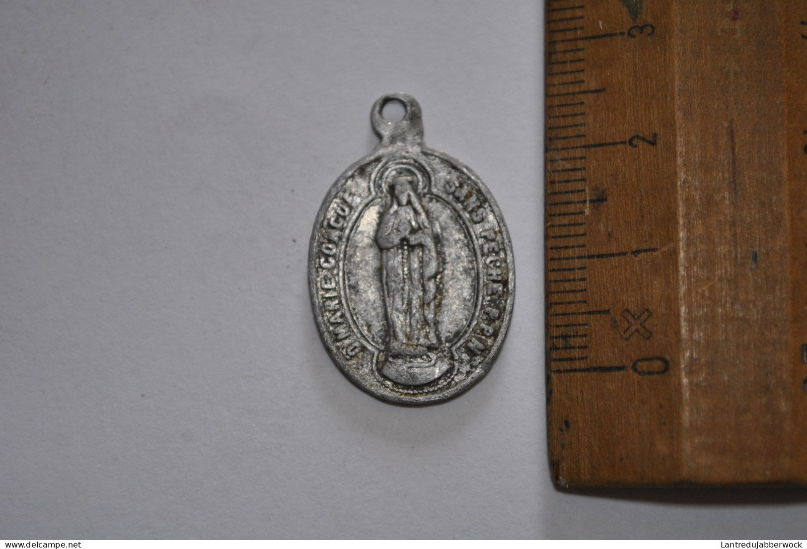 Ancienne Médaille Notre Dame De Lourdes P.P.N O Marie Conçus Sans Péché Priez Pour Nous Pendentif Aluminium Alu Souvenir - Religion & Esotérisme