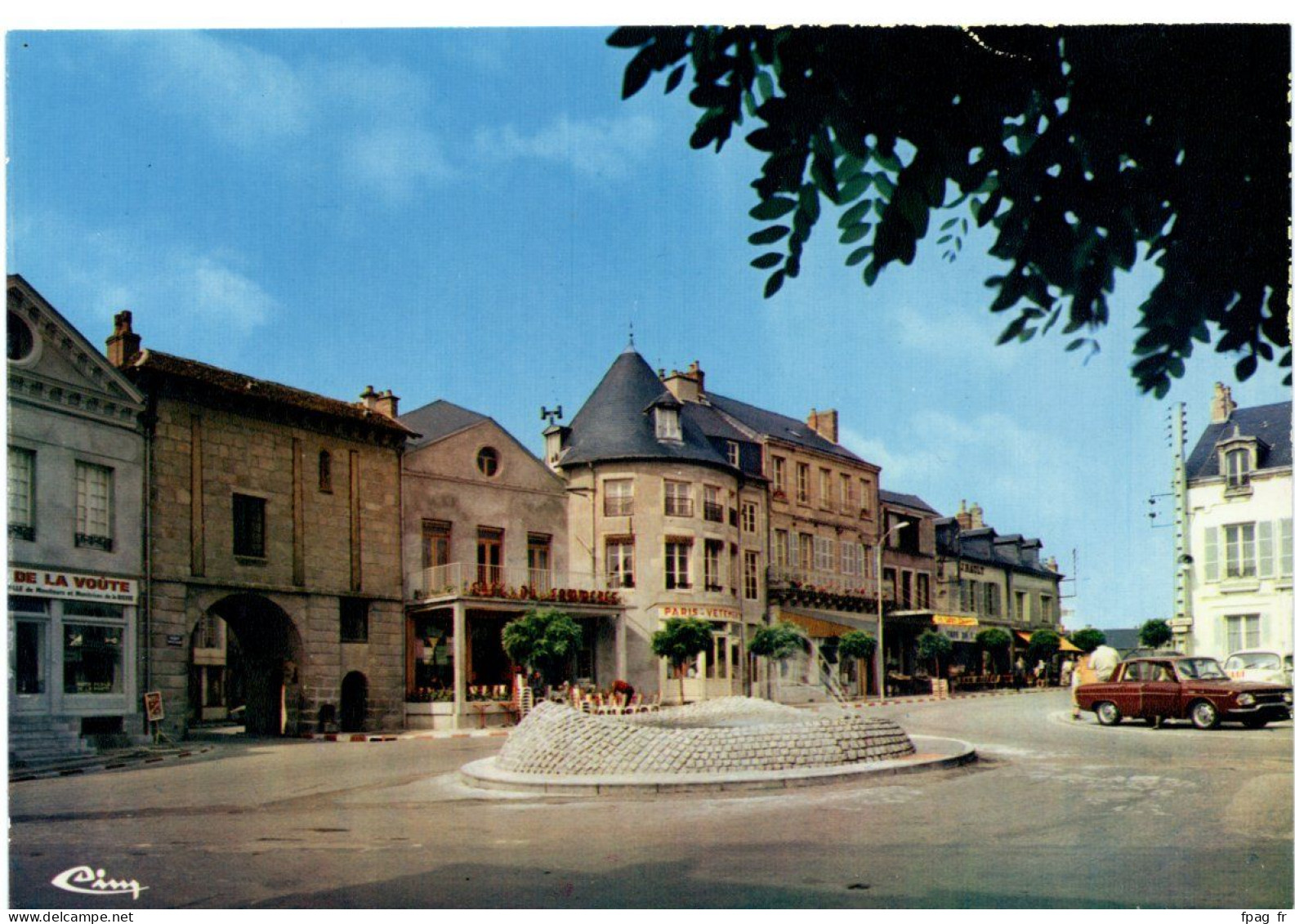 Château-Chinon (58 - Nièvre) - Place Notre-Dame - A 58.062.00.0.1918 - Chateau Chinon