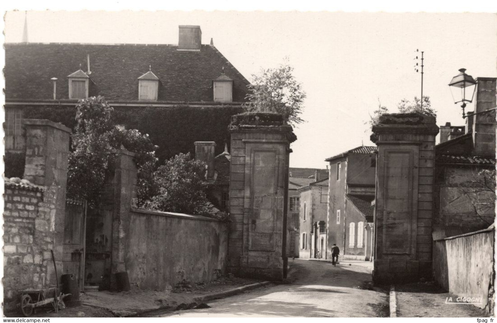 Wassy (52 - Haute-Marne) - Les Portes De Ville (anciennes Fortifications) - 3 - Wassy