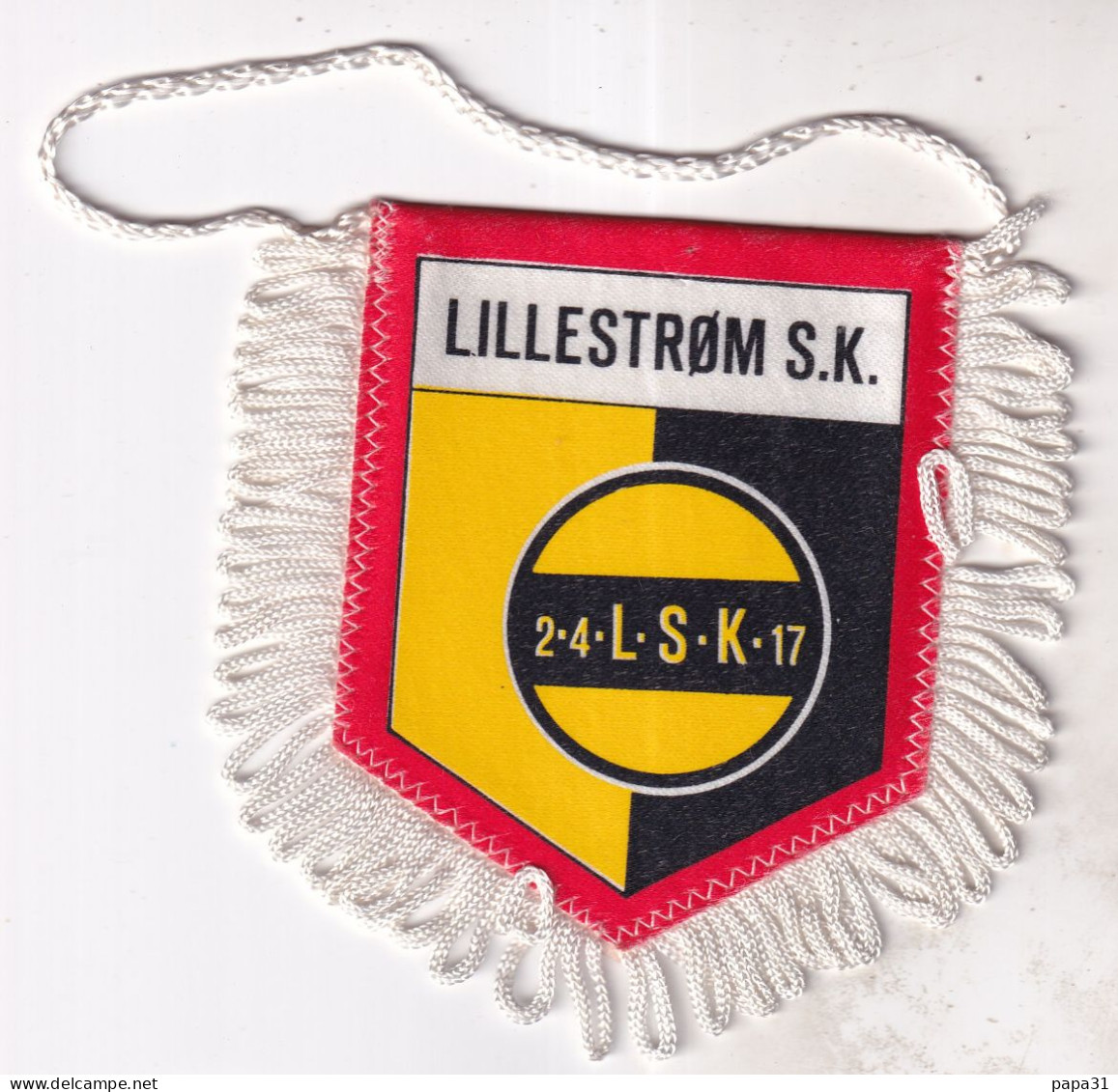 Fanion,Ecusson  LILESTROM  S.K - Habillement, Souvenirs & Autres