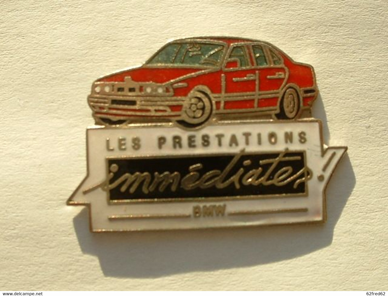 PIN'S BMW - LES PRESTATIONS IMMEDIATES - BMW