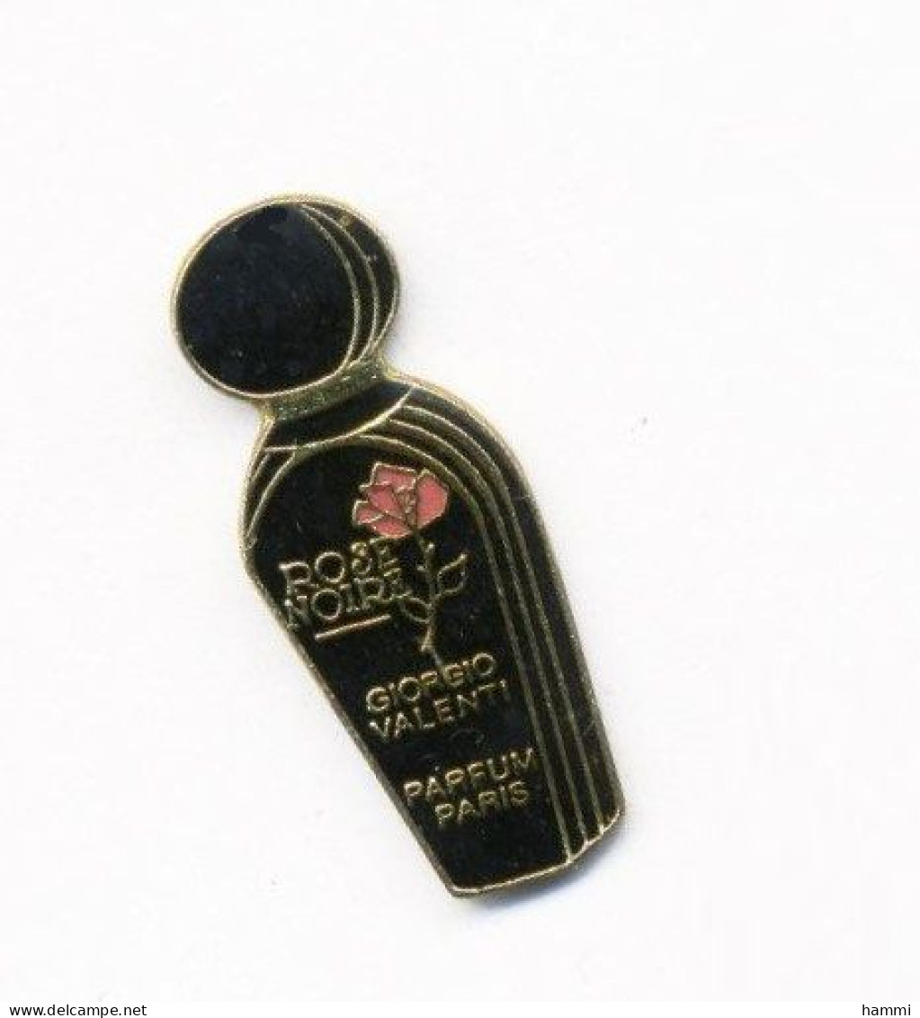 GA125 Pin's Parfum Fleur ROSE NOIRE GIORGIO VALENTI Perfume Achat Immédiat - Perfume