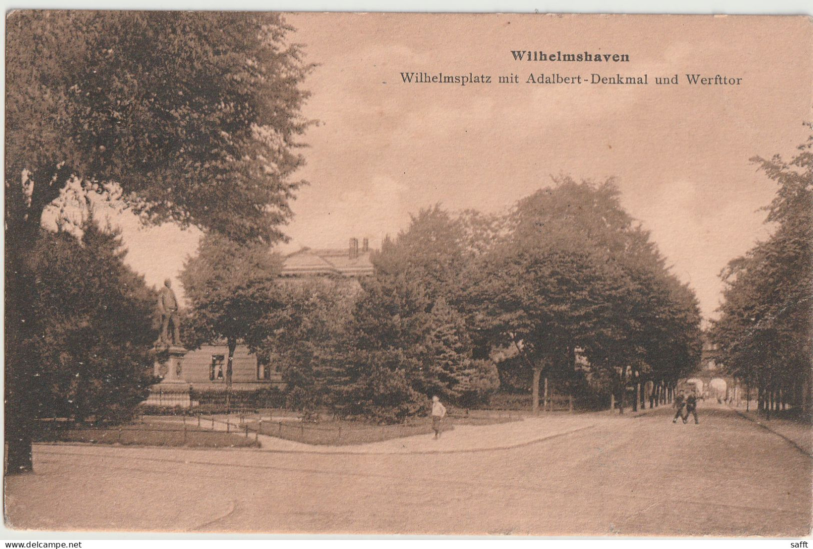 AK Wilhelmshaven, Wilhelmsplatz Mit Adalbert-Denkmal Und Werfttor Um 1920 - Wilhelmshaven