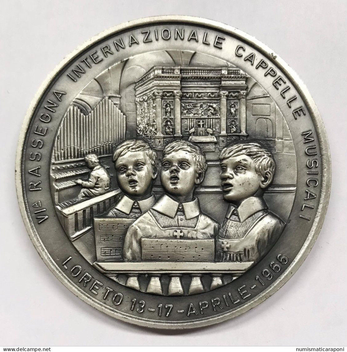 Medaglia Rassegna Internazionale Cappelle Musicali Loreto 1966 59 Mm - Professionali/Di Società