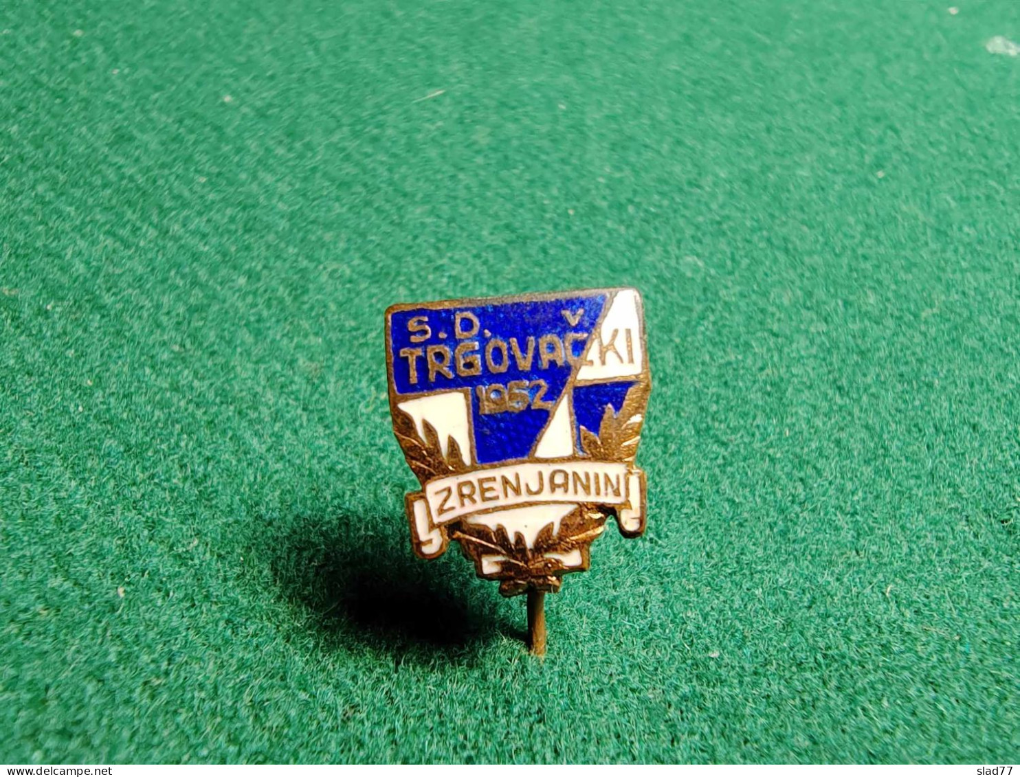 SD Trgovacki Football Club Zrenjanin Banat Serbia Yugoslavia Pin Badge - Voetbal