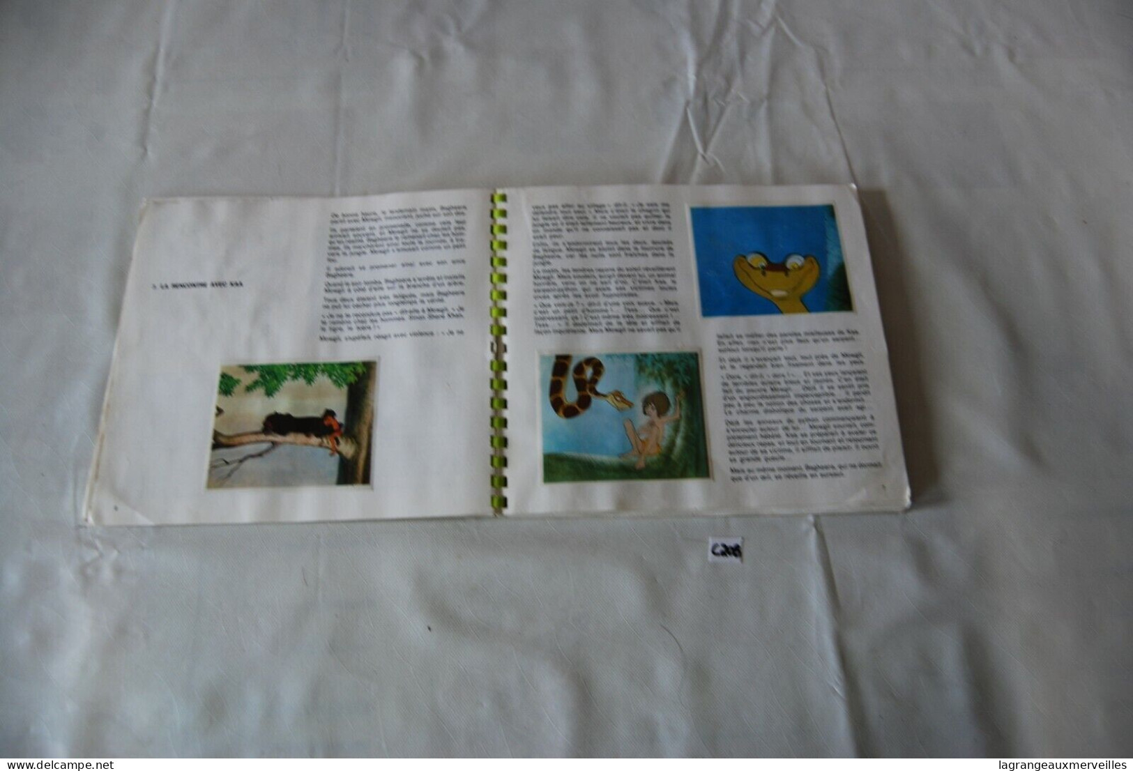 C208 Livre Enfant - Walt Disney - Le Livre De La Jungle - Disney