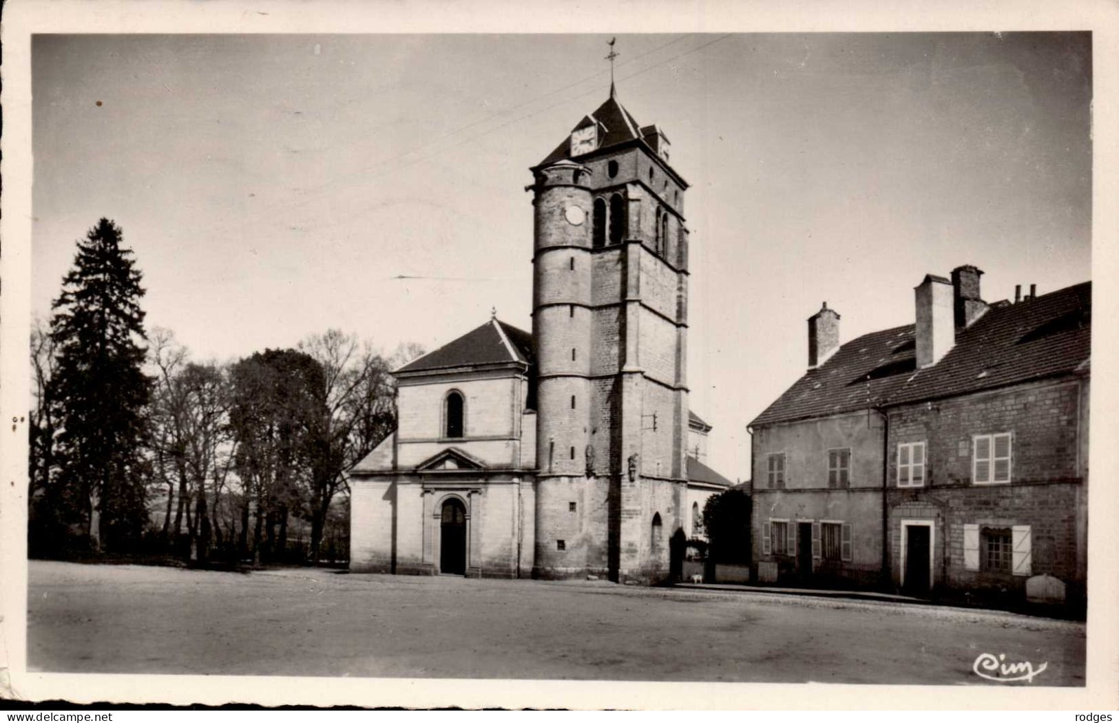 70 , Cpsm  CHAMPLITTE , 2 , L'Eglise  (12280) - Champlitte