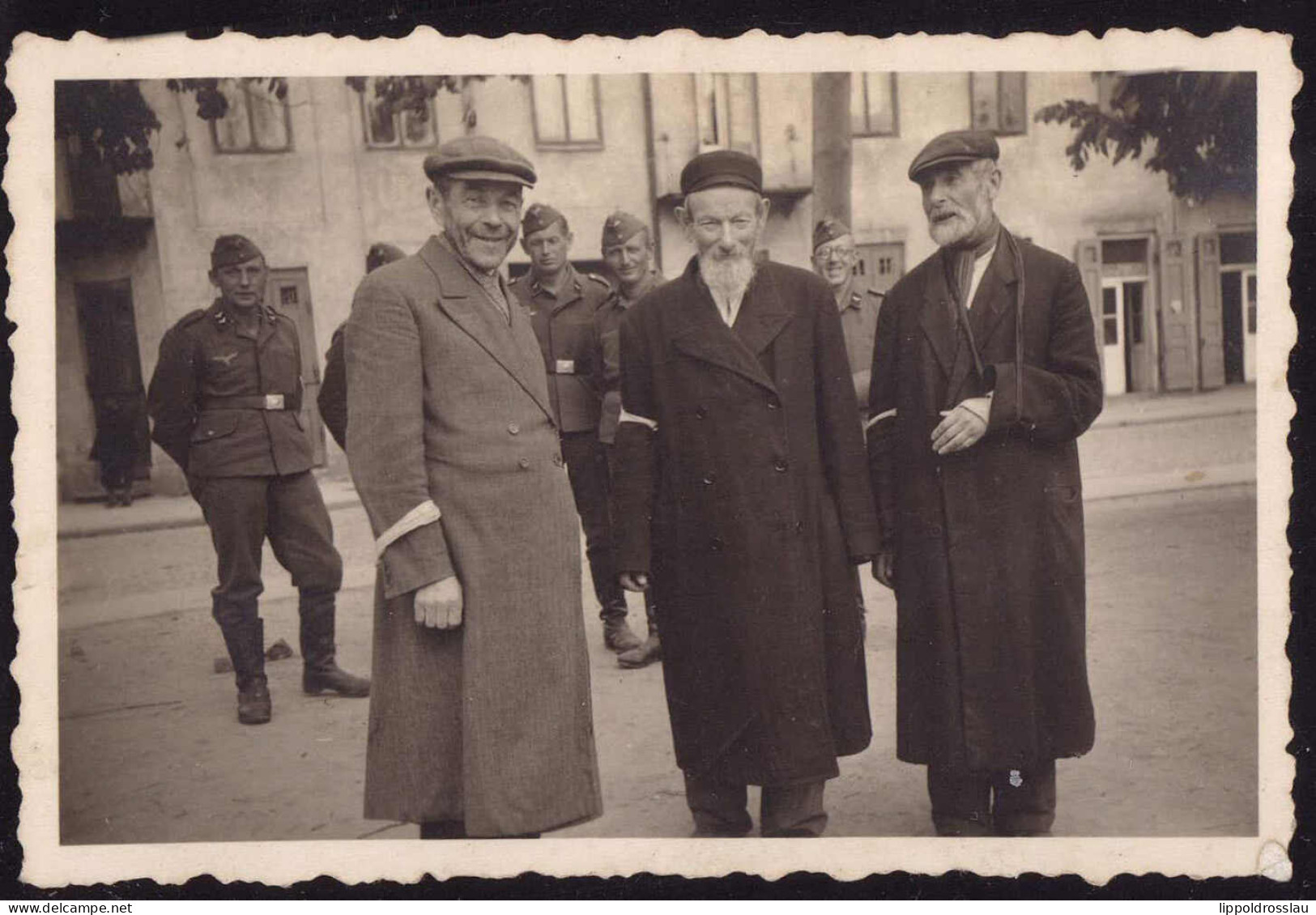 Juden, Foto 6x9 Cm, Wo? Deutsche Soldaten Im Hintergrund - Jewish