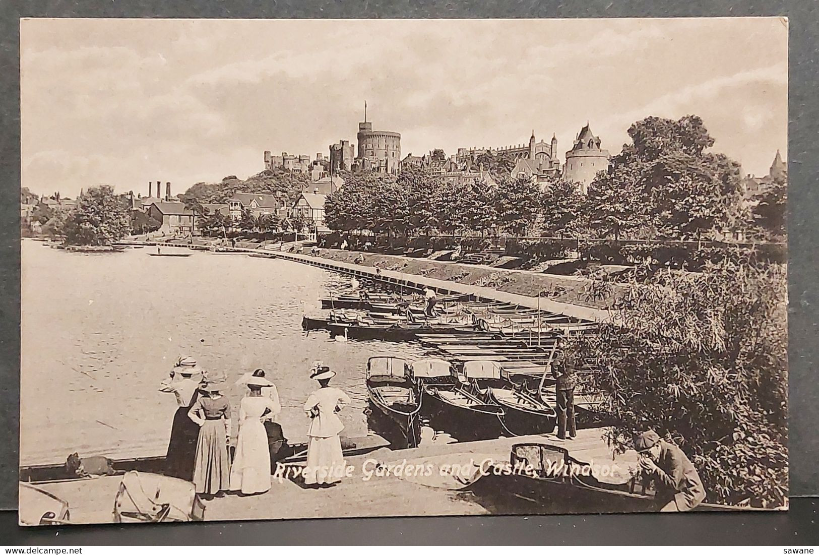 3 CARTES WINDSOR , RIVERSIDE GARDENS AND CASTLE , THE CASTLE FROM ETON SCHOOL BOYS BOATHOUSE , T13S - Windsor