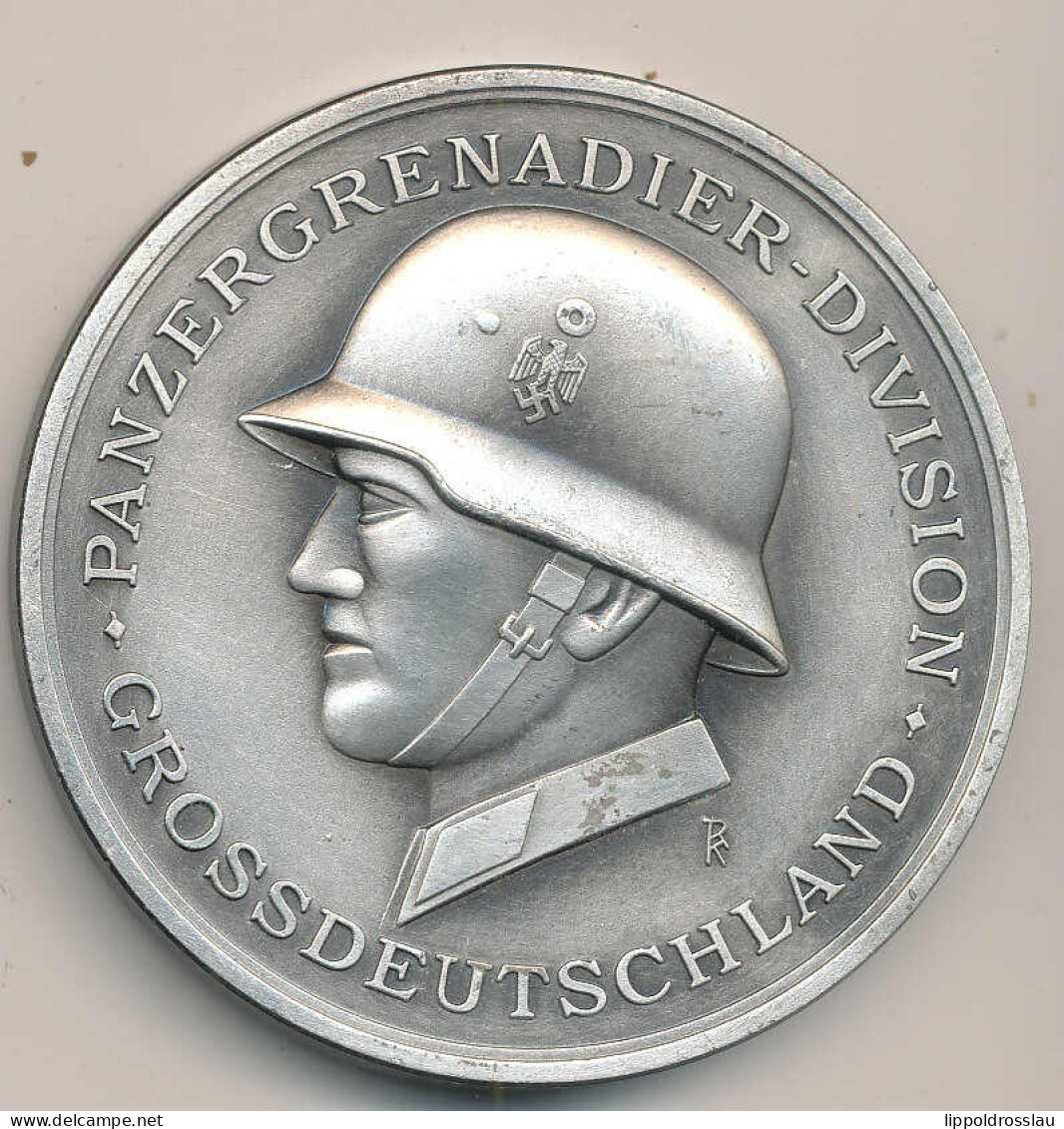 Plakette Panzergrenadier-Division Grossdeutschland 1939, Deschler München D 64mm - Autres & Non Classés