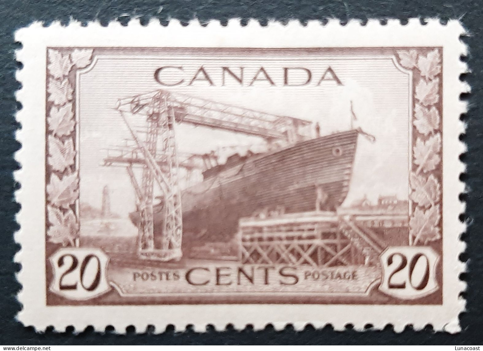 Canada 1942 MH Sc.#260*  War Issue, 20c Corvette - Unused Stamps