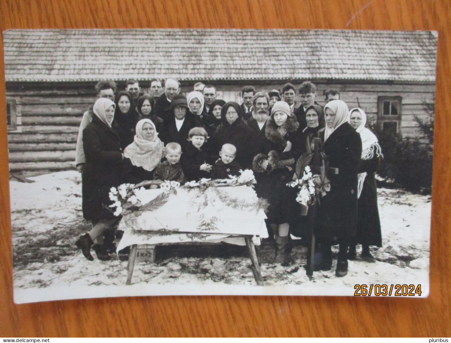 POST MORTEM , FUNERAL OF THE CHILD , 19-6 - Begrafenis