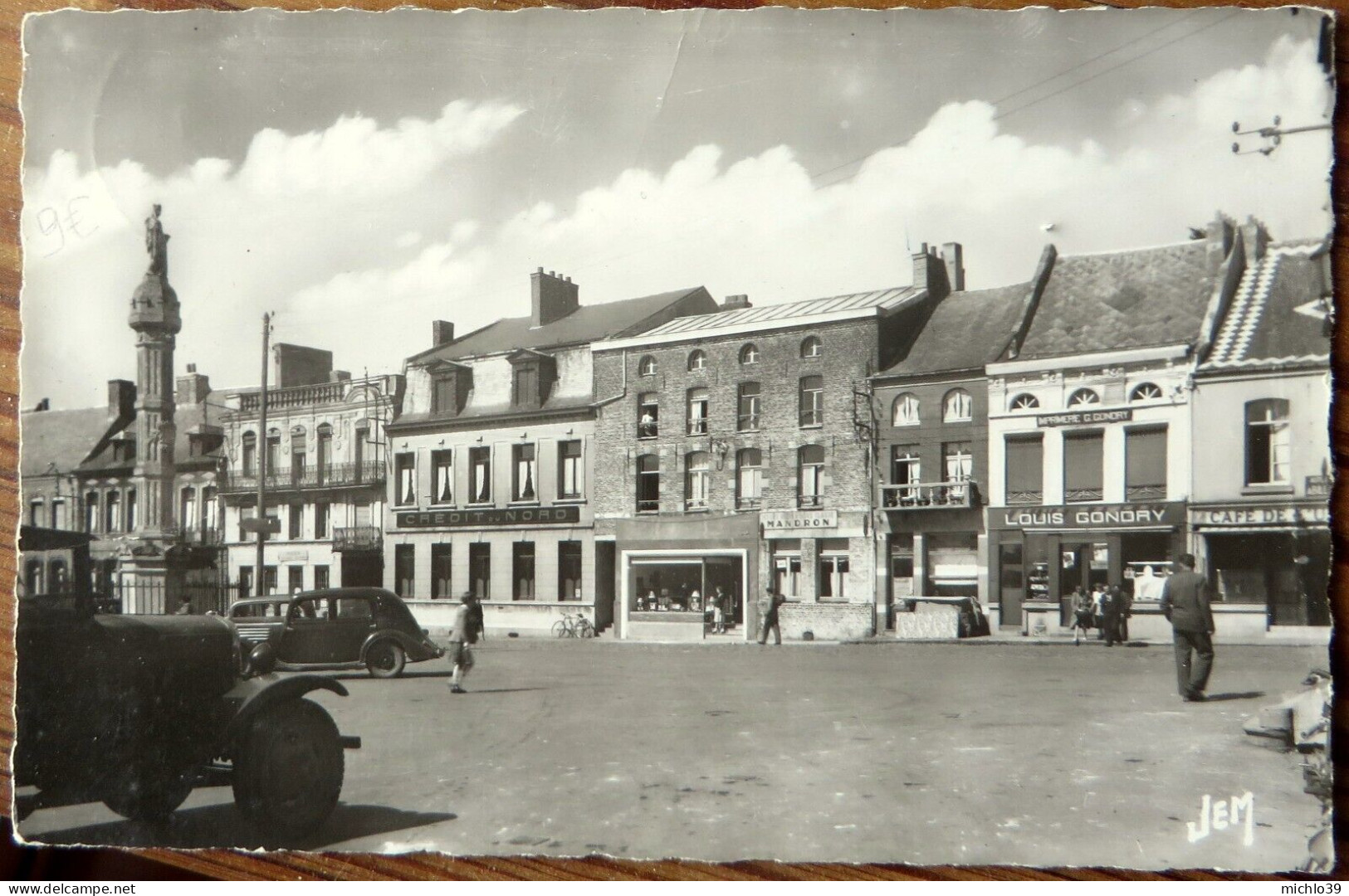 BAVAY Nord 59 La Grand' Place Cpsm écrite En 1952 - Bavay