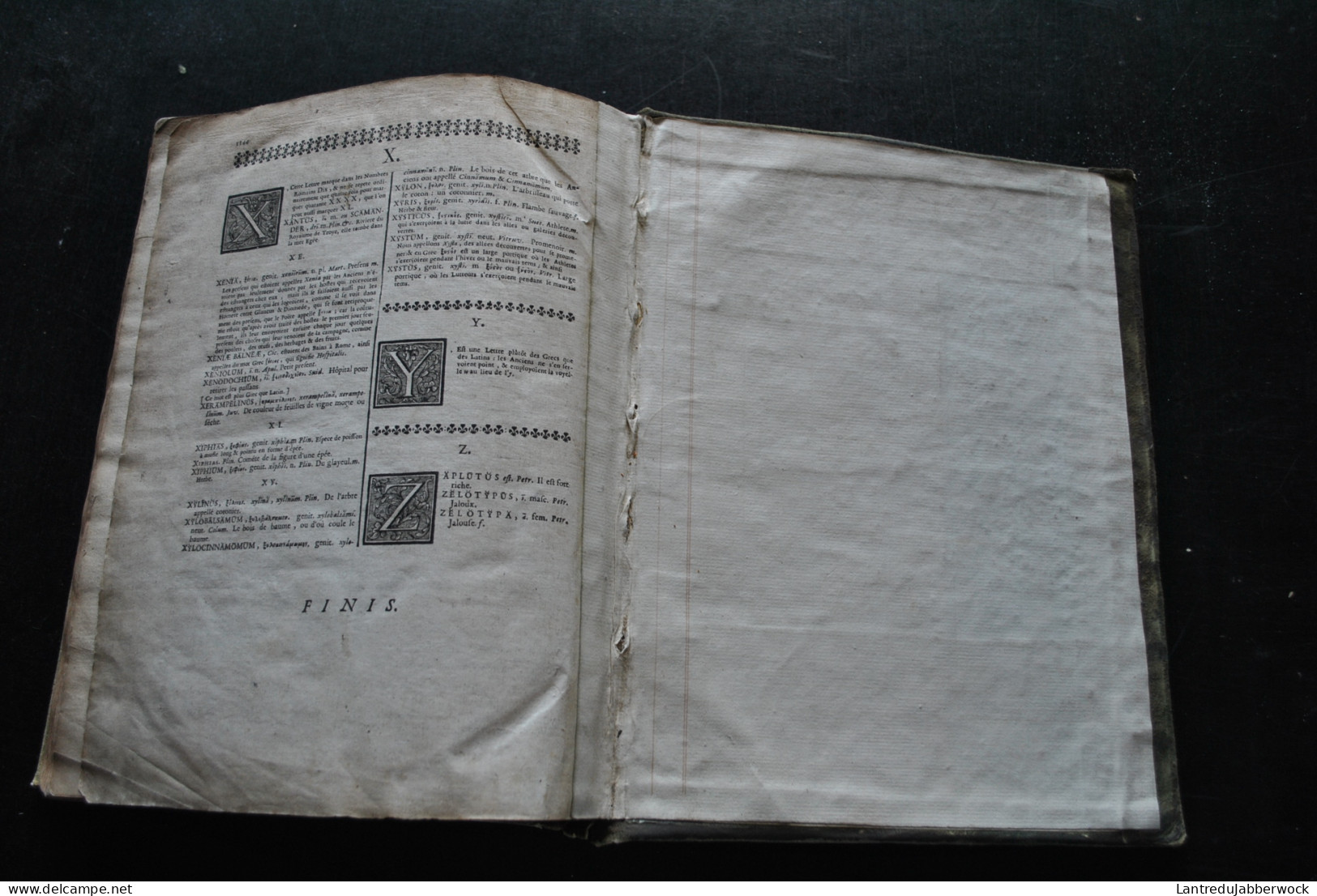 MAGNUM DICTIONARIUM LATINUM ET GALLICUM AD PLENIOREM PLANIOREMQUE - Lugduni Nicolaum De Ville 1726 Frontispice Regis