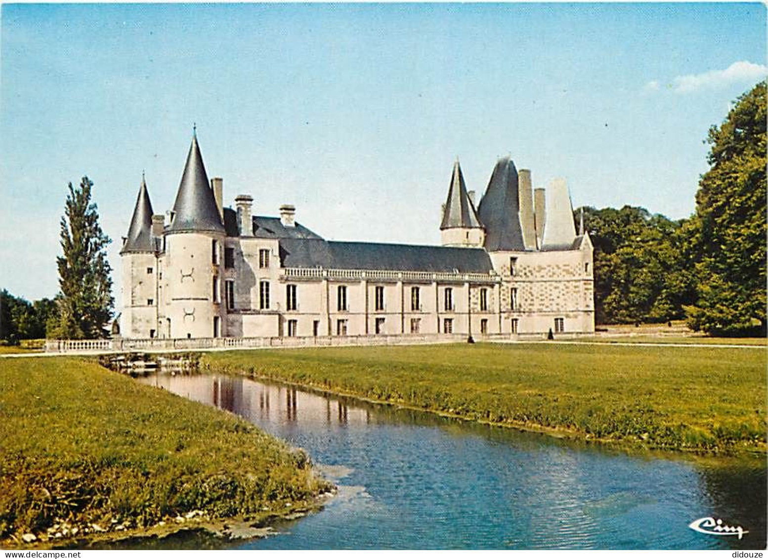 61 - Mortrée - Le Château D'ô - Ses Canaux - Façade Sud - Carte Neuve - CPM - Voir Scans Recto-Verso - Mortree