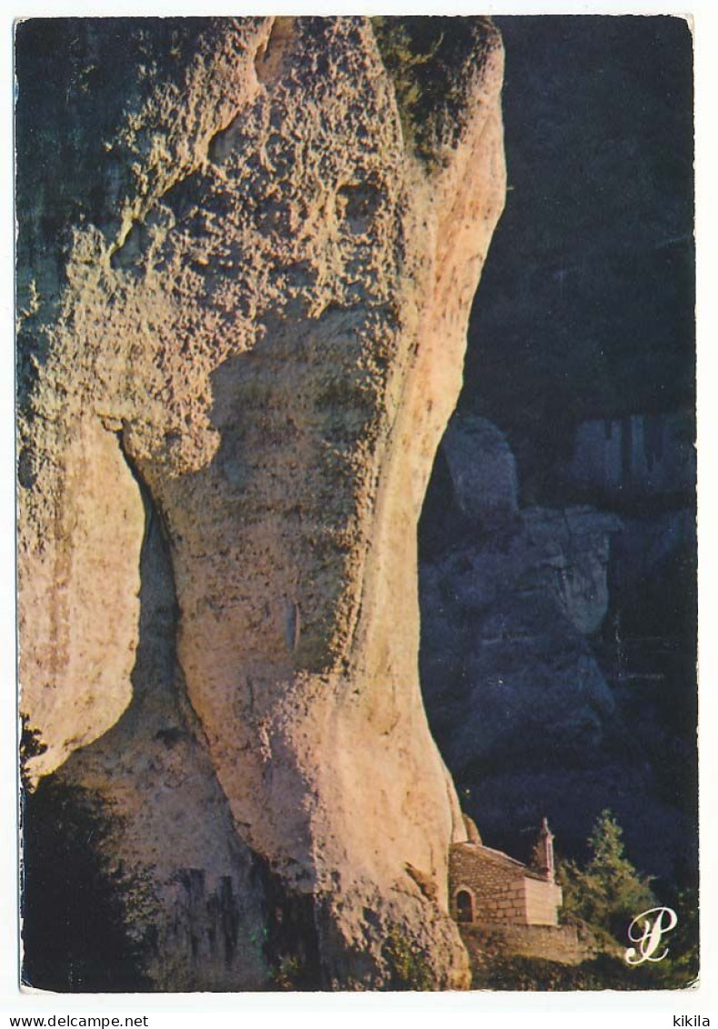 CPSM / CPM 10.5 X 15 Prestige GORGES DU TARN Chapelle Au Pied D'une Falaise - Languedoc-Roussillon