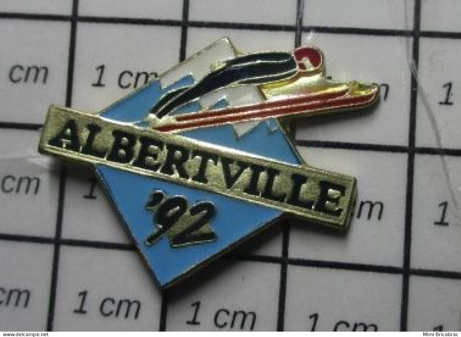 1119 Pin's Pins / Beau Et Rare / JEUX OLYMPIQUES / SAUT A SKIS ALBERTVILLE - Jeux Olympiques