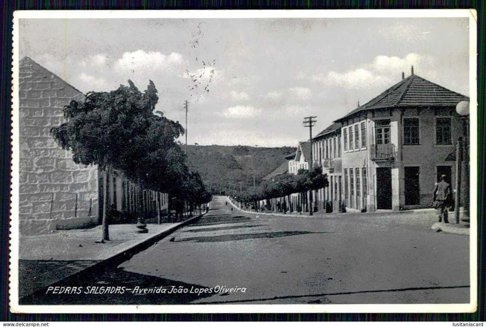 VILA POUCA DE AGUIAR - PEDRAS SALGADAS - Avenida João Lopes Oliveira. ( Ed. Do Bazar Araújo) Carte Postale - Vila Real