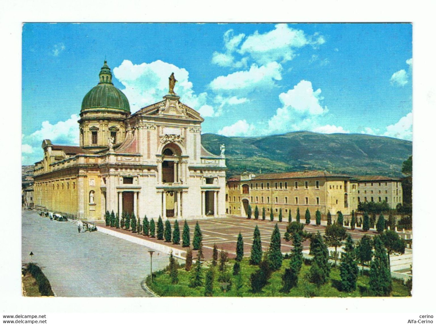 ASSISI (PG):  BASILICA  PATRIARCALE  DI  S. MARIA  DEGLI  ANGELI  -  FG - Iglesias Y Las Madonnas