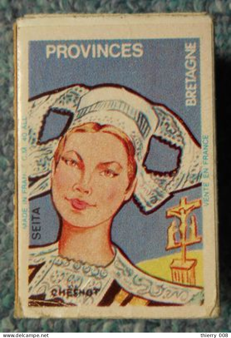 14 Boite Allumettes Provinces De France Bretagne Chesnoy (vide) - Matchboxes