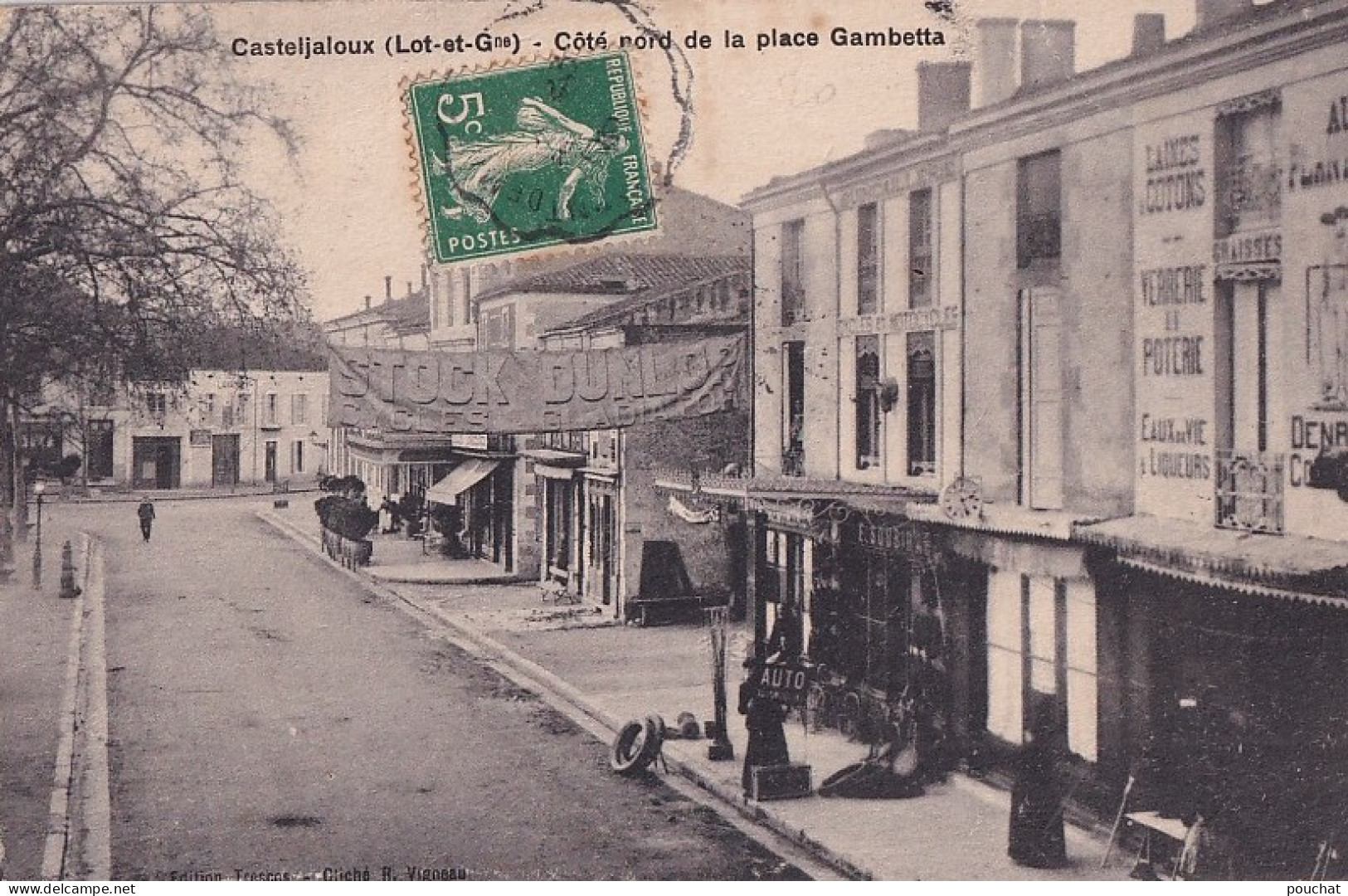B27-47) CASTELJALOUX - COTE NORD DE LA PLACE GAMBETTA - ANIMATION  - EN  1908 - Casteljaloux