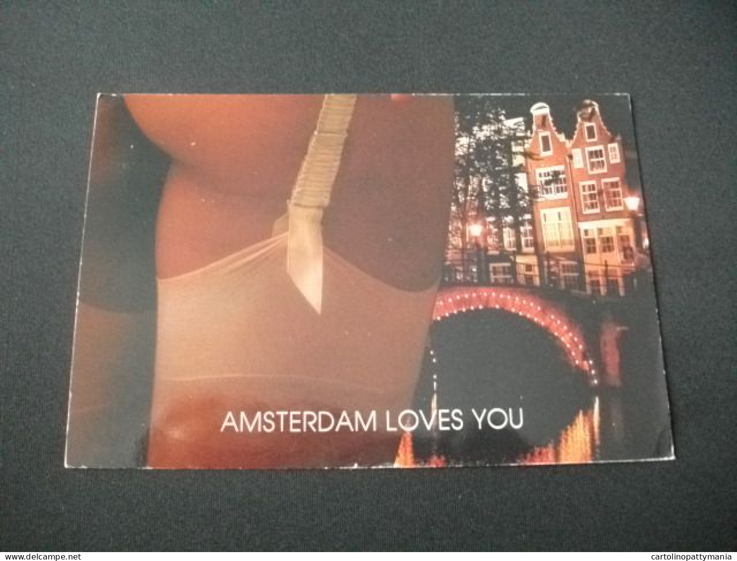 PIN UPS AMSTERDAM LOVES YOU - Pin-Ups