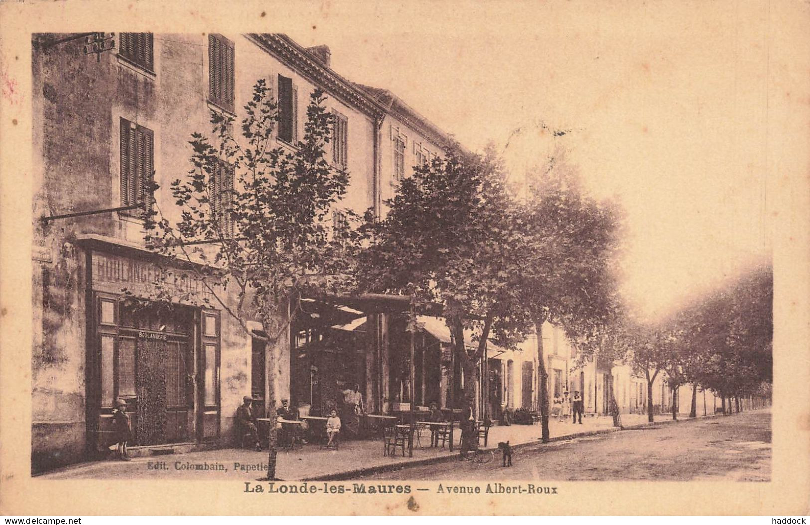 LA LONDE LES MAURES : AVENUE ALBERT ROUX - La Londe Les Maures