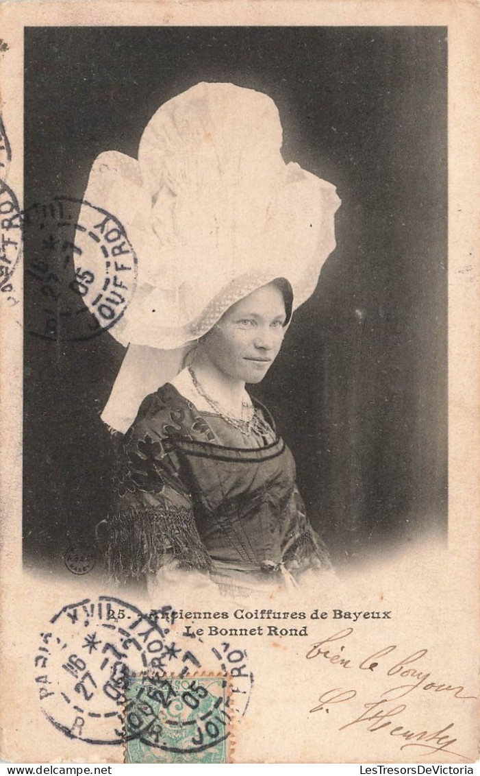 FOLKLORE - Ancienne Coiffures De Bayeux - Le Bonnet Rond - Carte Postale Ancienne - Costumes