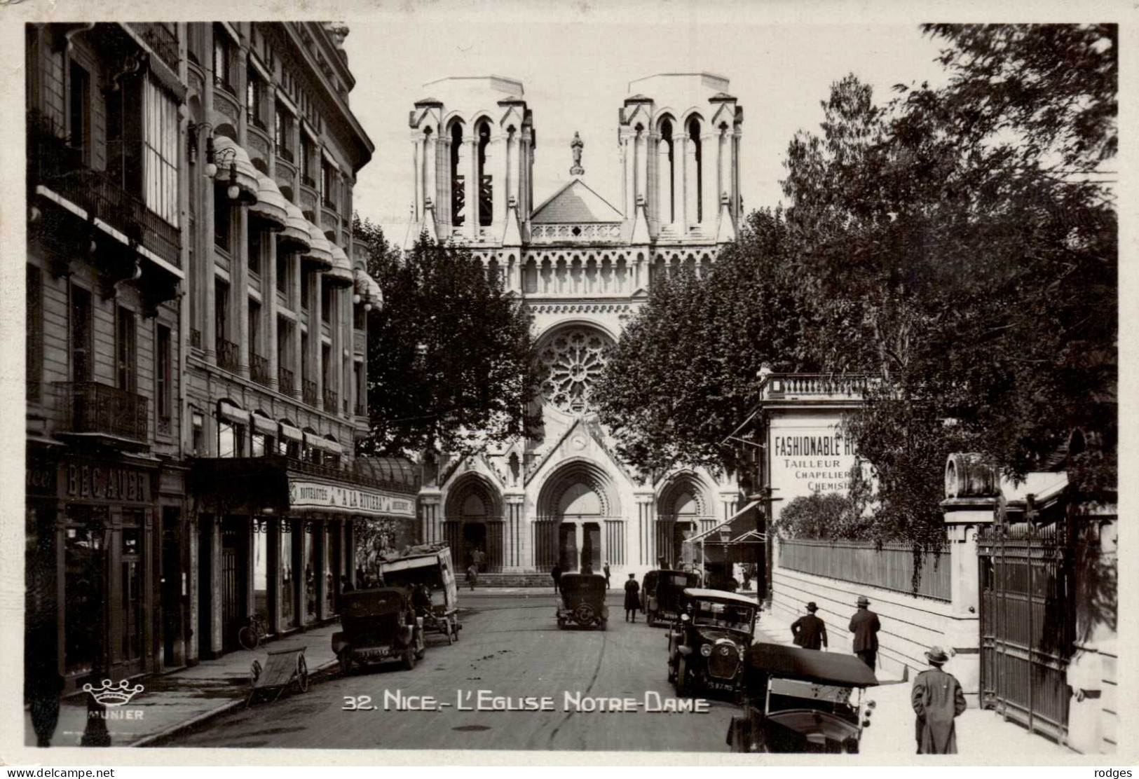 06 , Cpsm  NICE , 32 , L'Eglise Notre Dame  (12308) - Monuments, édifices