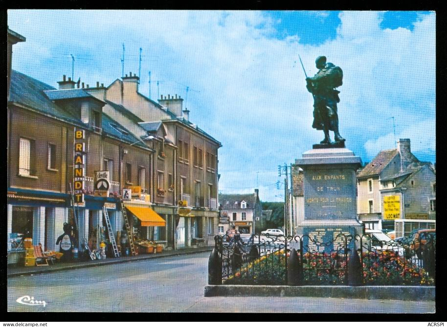 TRUN  La Quincaillerie Et Le Monument édition Cim Carte Rare - Trun