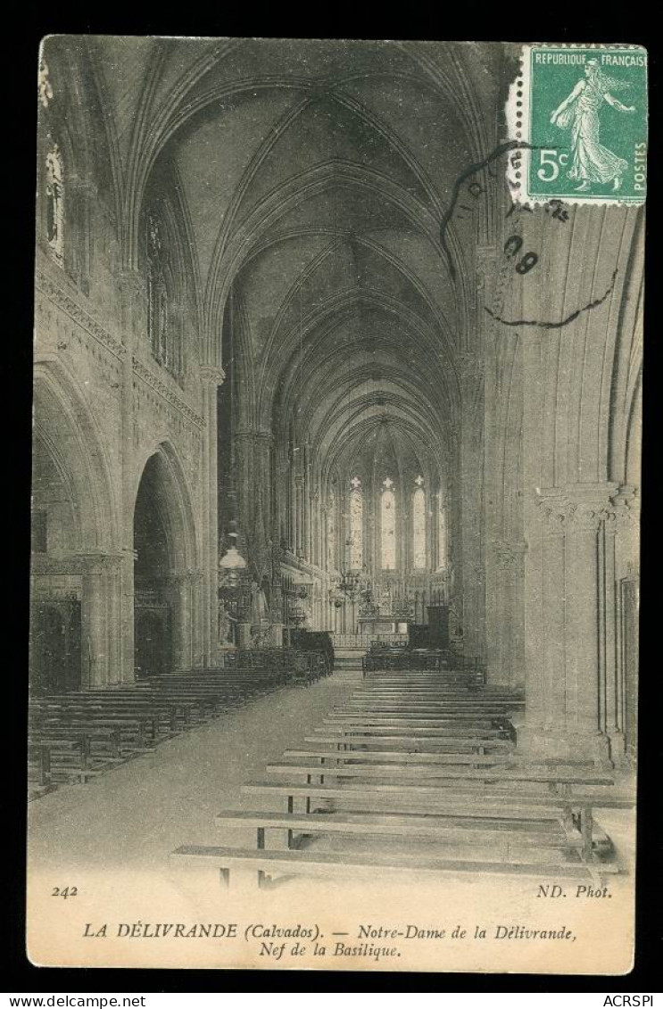 LA DELIVRANDE  Intérieur De L'église édition Imprimerie N.D Carte Rare - La Delivrande