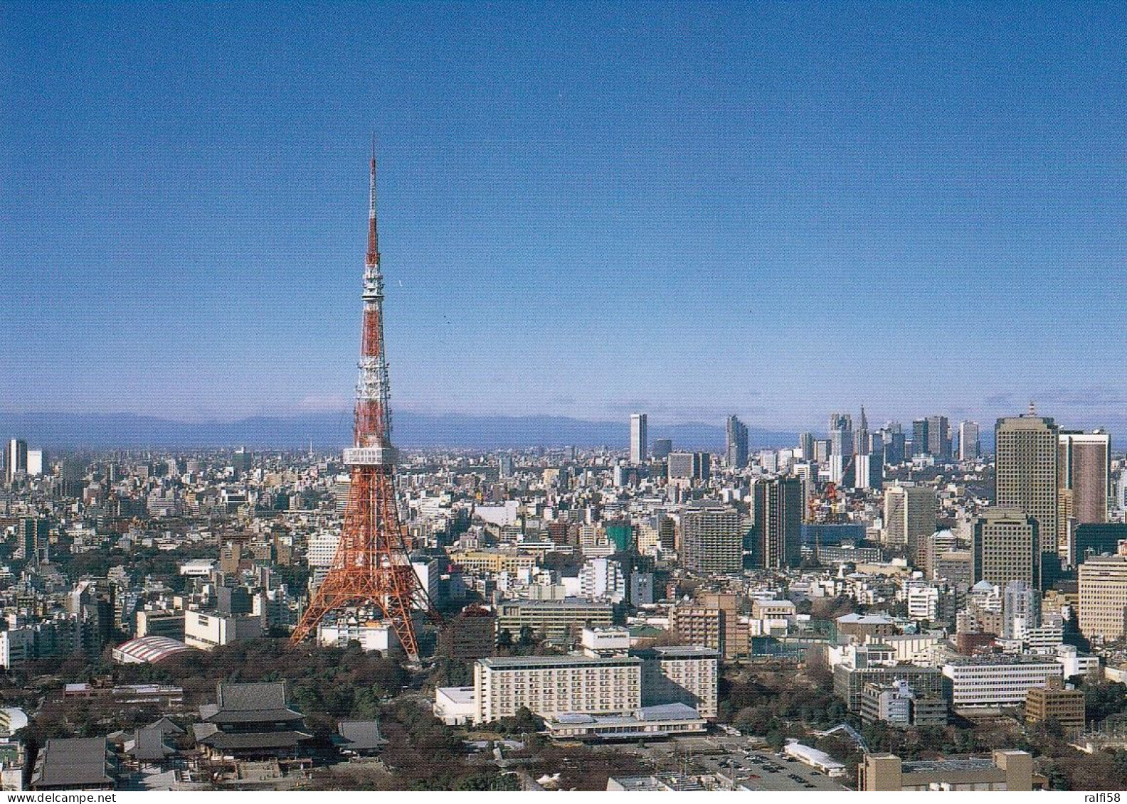 1 AK Japan * Blick Auf Die Hauptstadt Tokyo - Very High Tokyo Tower On Left Side - Siehe Auch Rückseite Luftbildaufnahme - Tokio