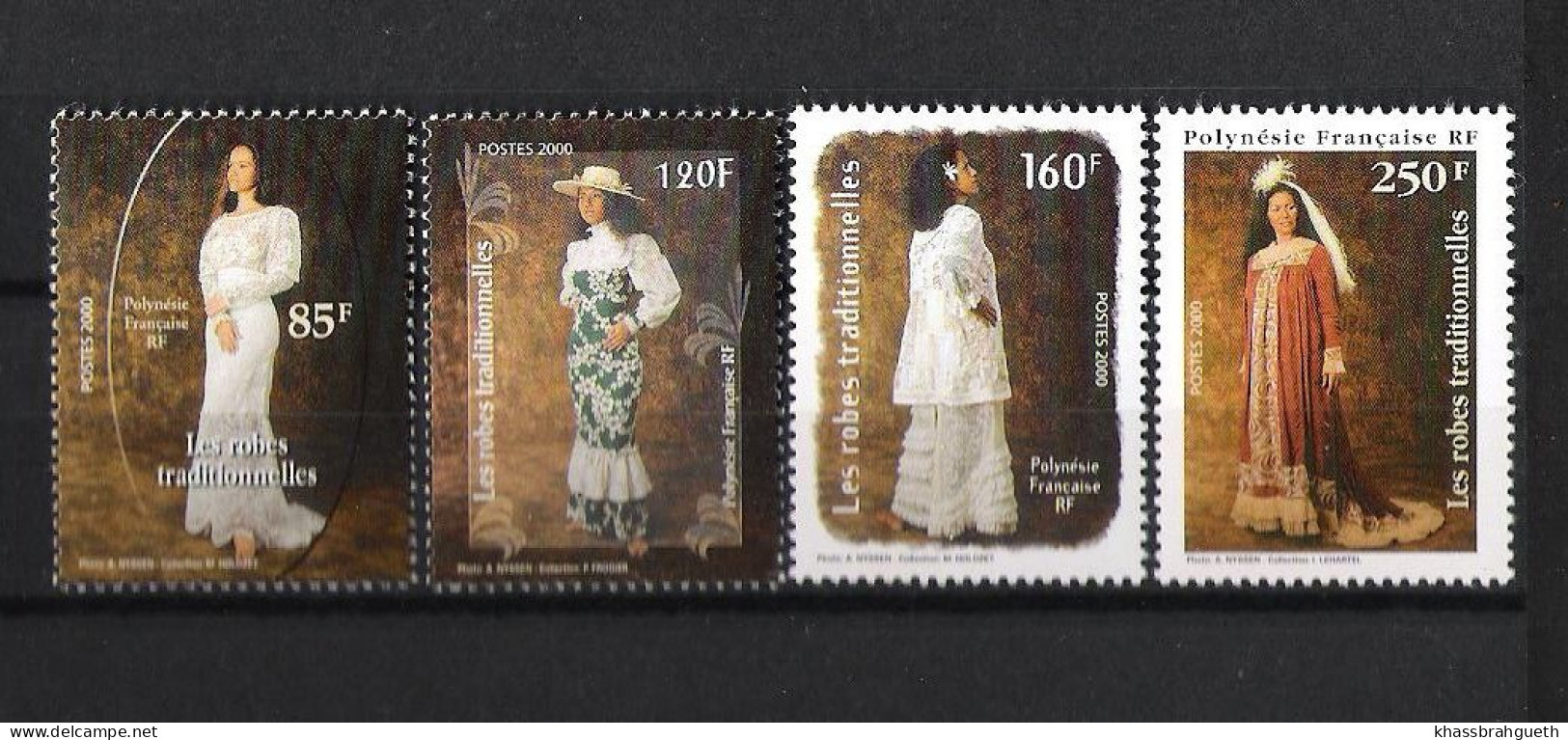 POLYNESIE FRANCAISE . LOT 5V (1x 1977 - 4x 2000) (**MNH) - COSTUMES FOLKLORE - Unused Stamps