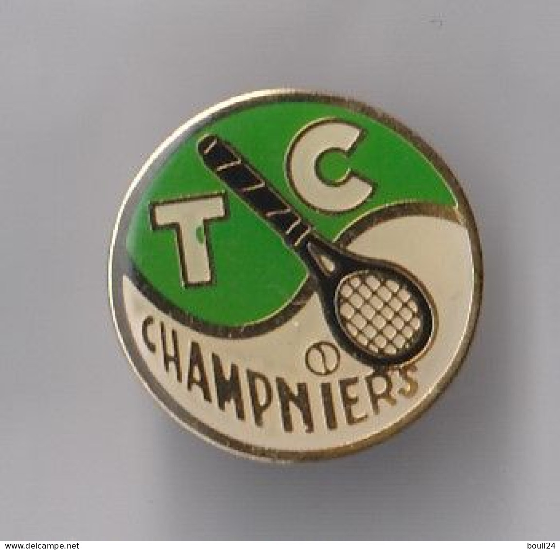 PIN'S THEME SPORT TENNIS  CLUB DE CHAMPNIERS  EN CHARENTE - Tennis