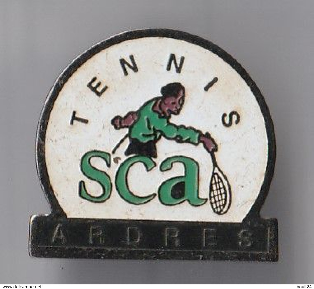 SOU - PIN'S THEME SPORT  TENNIS  CLUB DE  ARDRES  DANS LE PAS DE CALAIS - Tenis