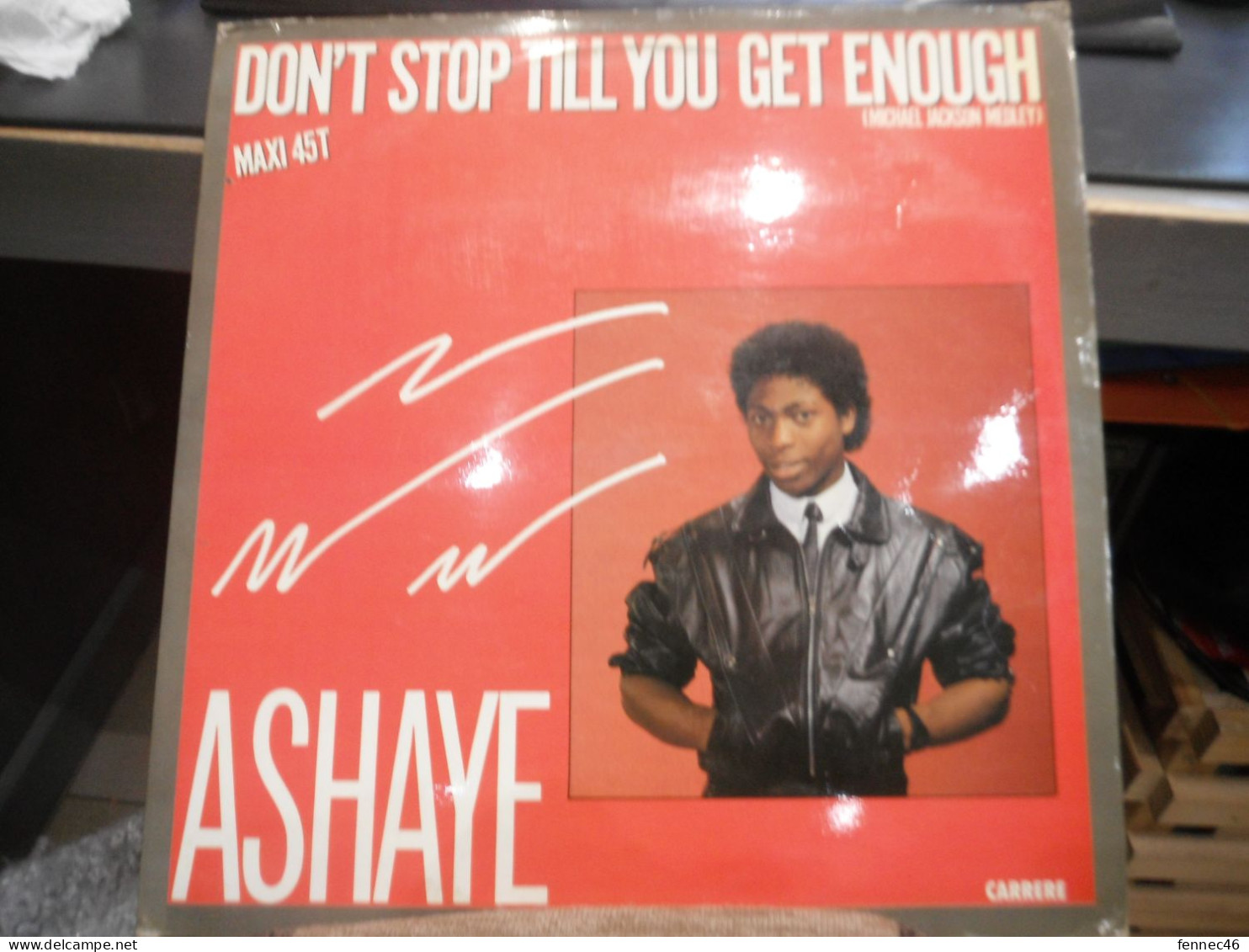 * Vinyle Maxi  45T -   Don't Stop Till You Get Enough, Medley - Electricity - 45 T - Maxi-Single