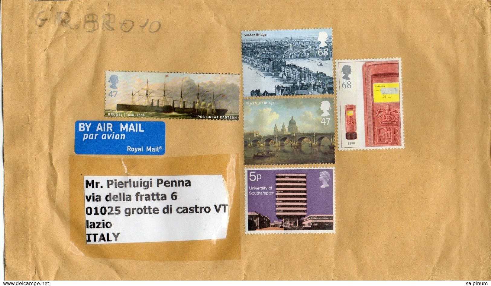 Philatelic Envelope With Stamps Sent From UNITED KINGDOM To ITALY - Covers & Documents