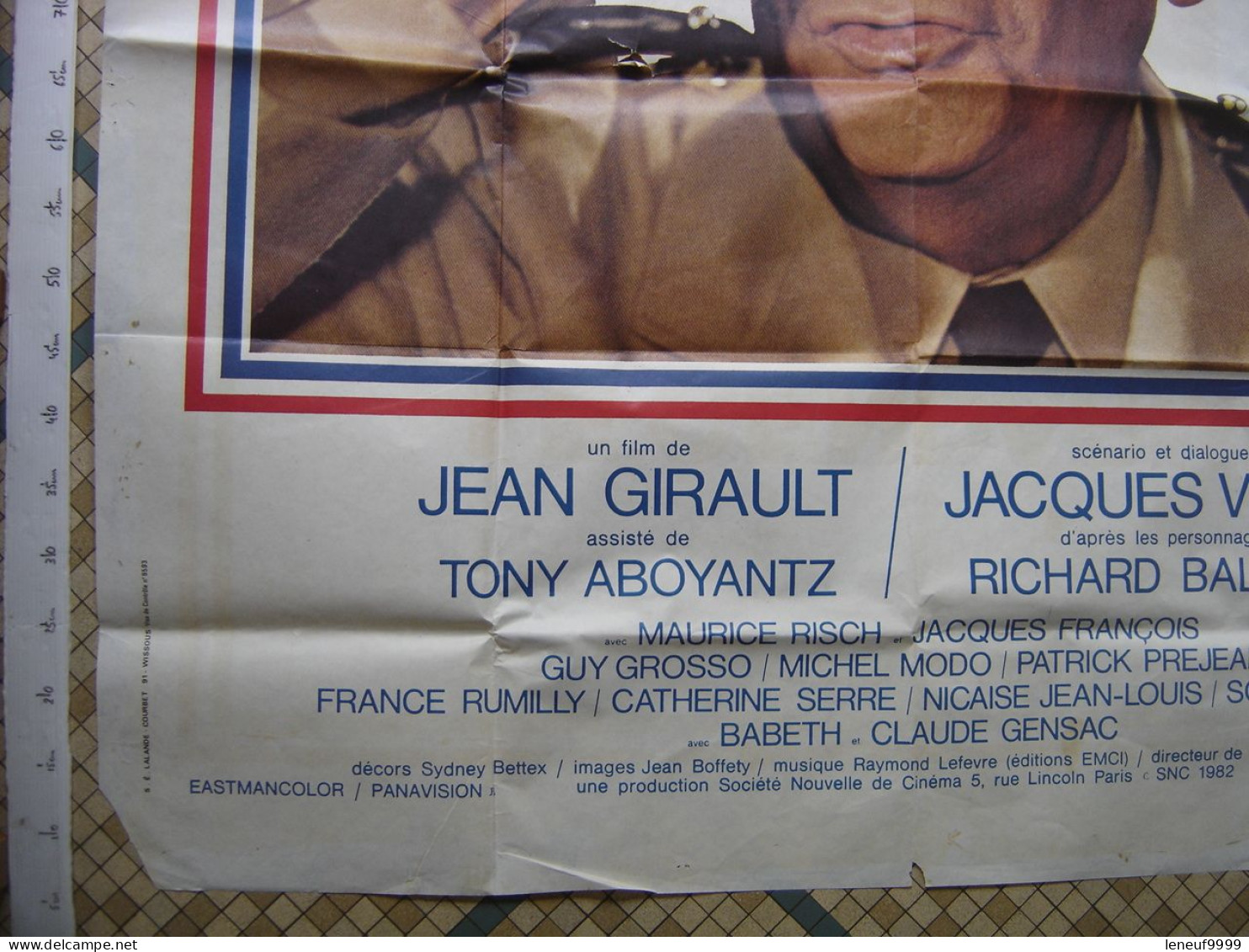 Affiche LE GENDARME et LES GENDARMETTES Louis de Funes CINEMA